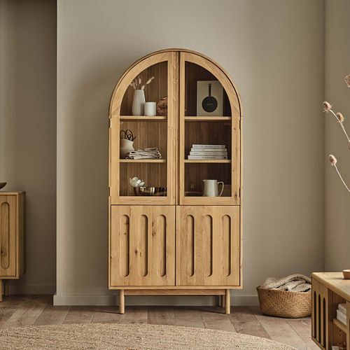 Display cabinets