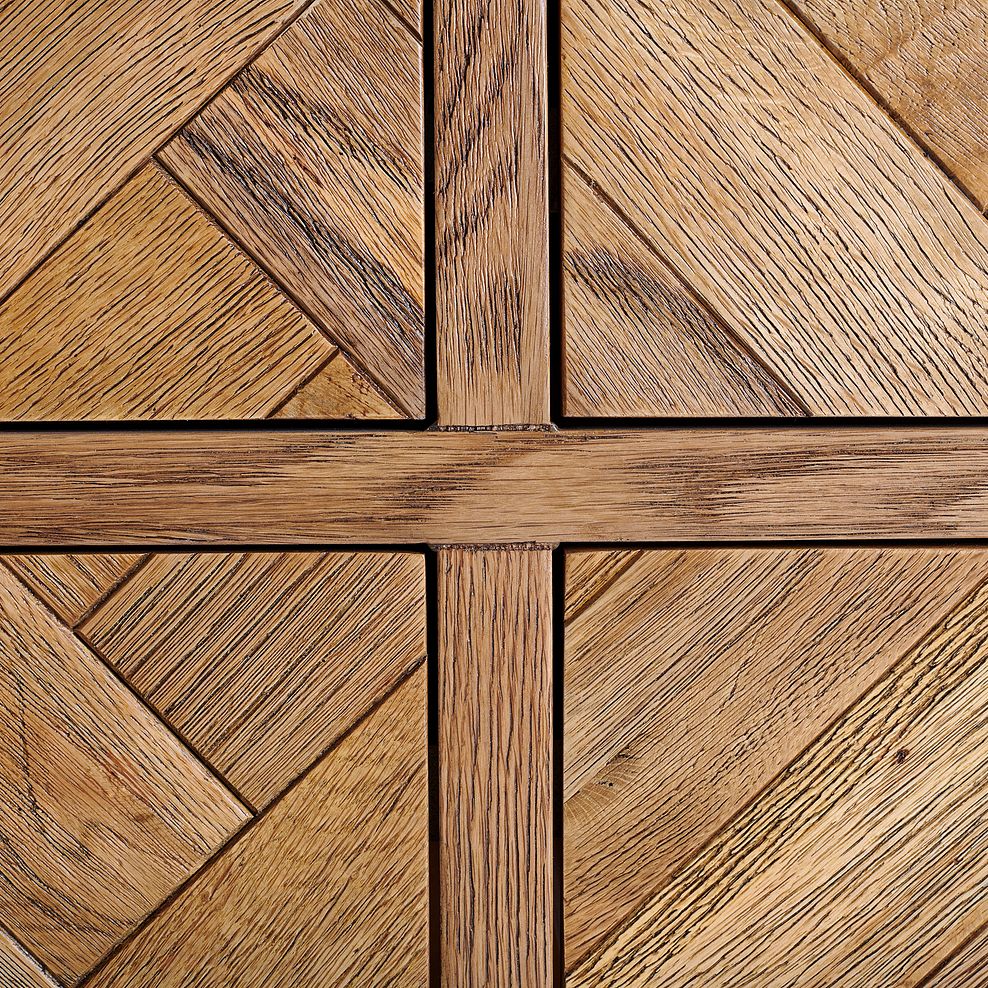 Parquet Brushed and Glazed Oak 3+4 Chest of Drawers 5