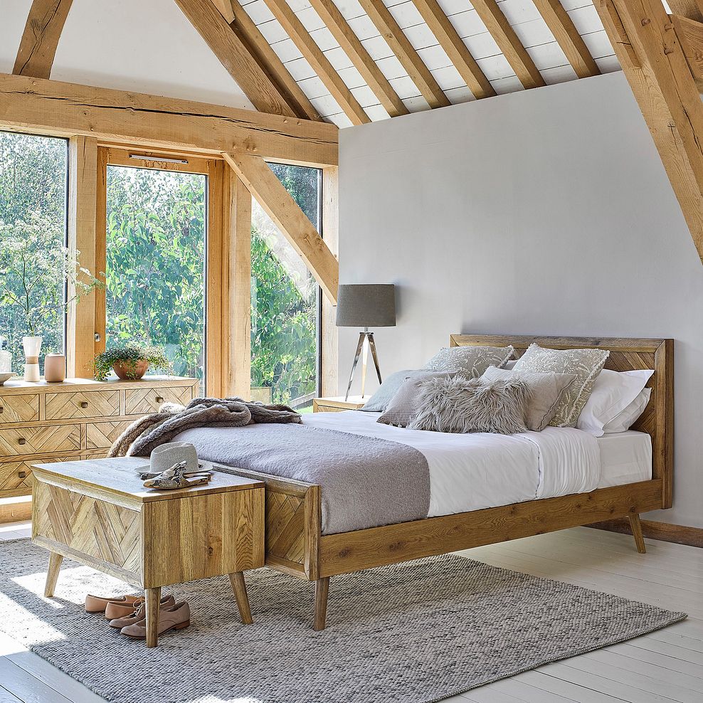 Parquet Brushed and Glazed Oak King-Size Bed 1