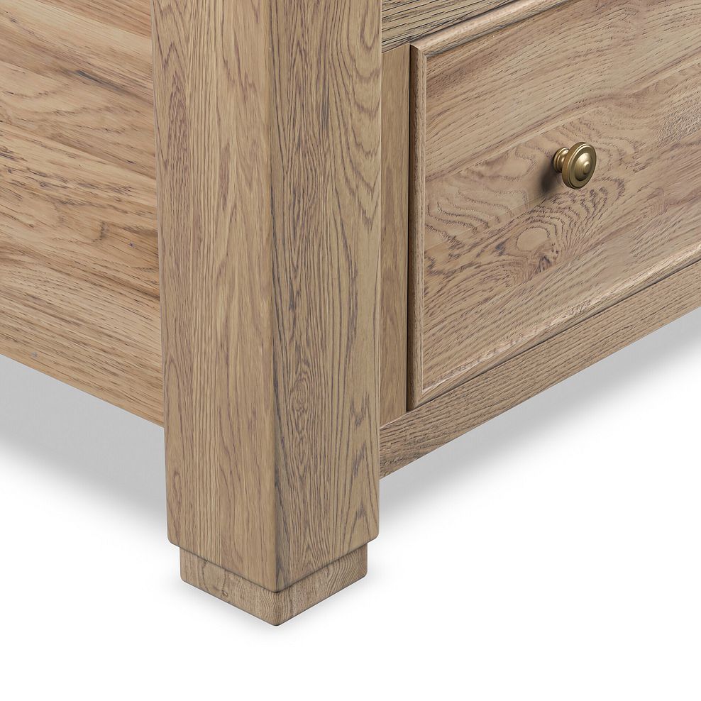 Richmond Smoked Oak Finish Storage King-size Bed 9